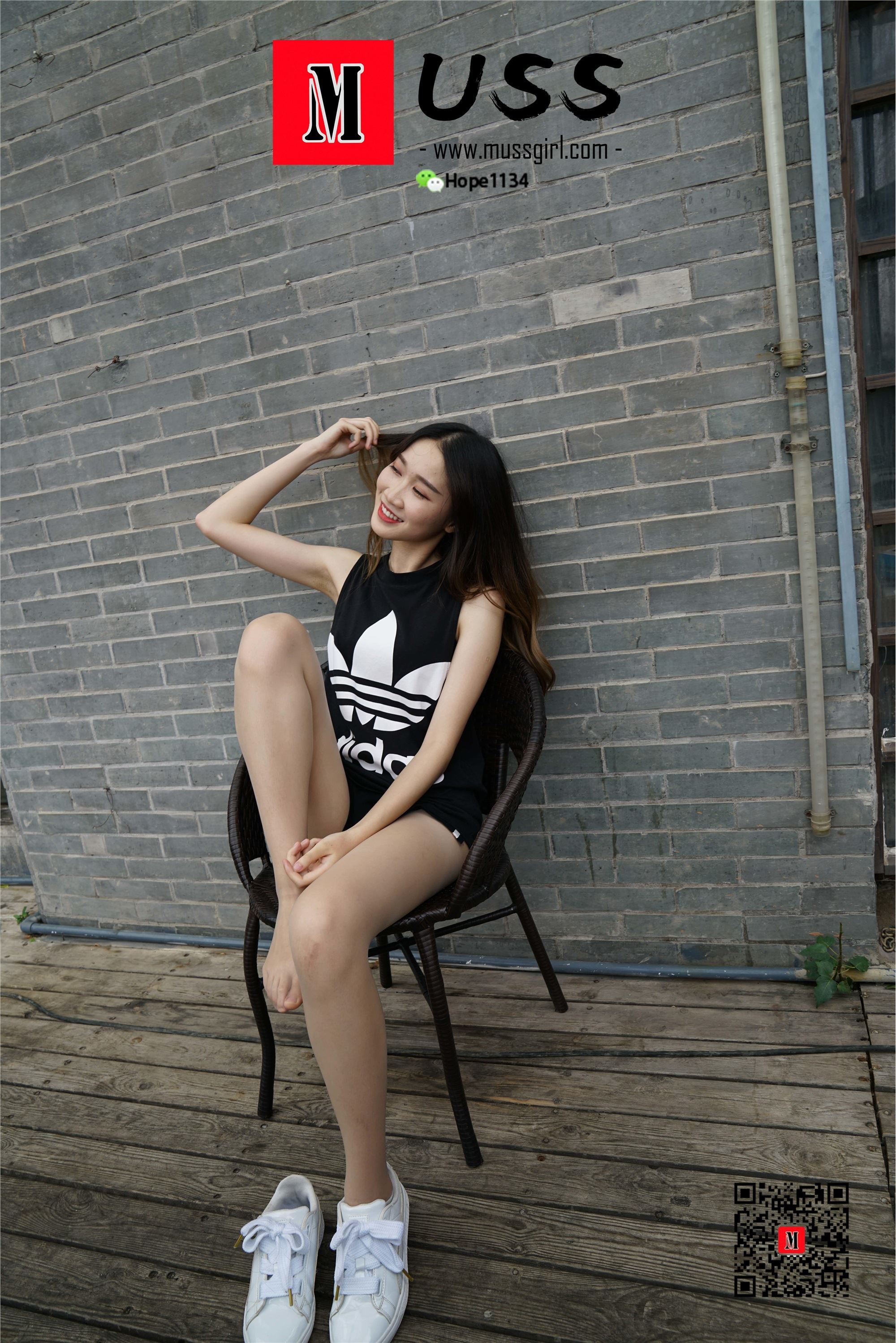 MussGirl慕丝女郎  NO.009 开心少女腿腿